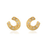 Tyche Γούρι 2026 Σκουλαρίκια πέταλο με λευκές πέτρες